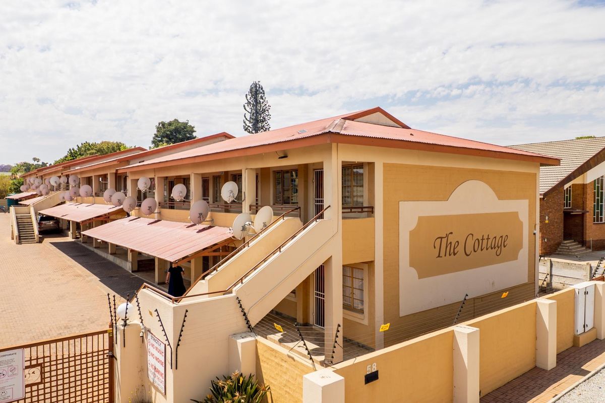 Cosy Apartment Selling for the RIGHT Price! - Photo 4