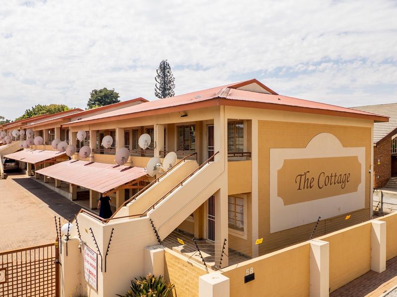 Cosy Apartment Selling for the RIGHT Price! - Photo 4