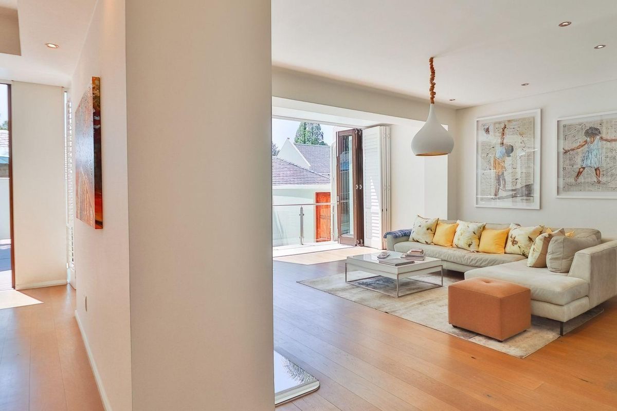 Luxurious 3-Bedroom Duplex with Pool and Flatlet in Secure Complex - Photo 5