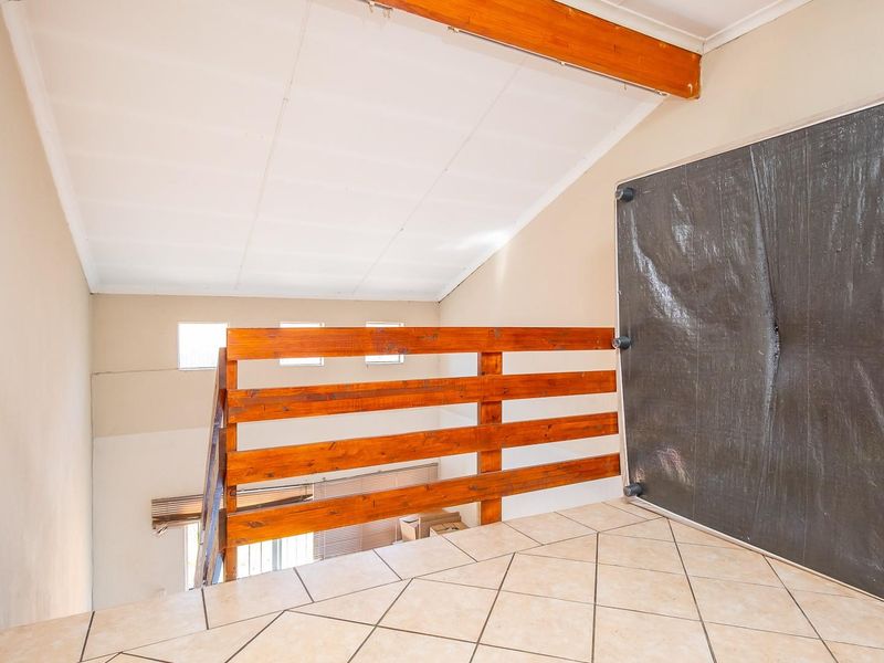 Your Dream Starts Here: Secure, Pet-Friendly Townhouse at Honey Close - Photo 8