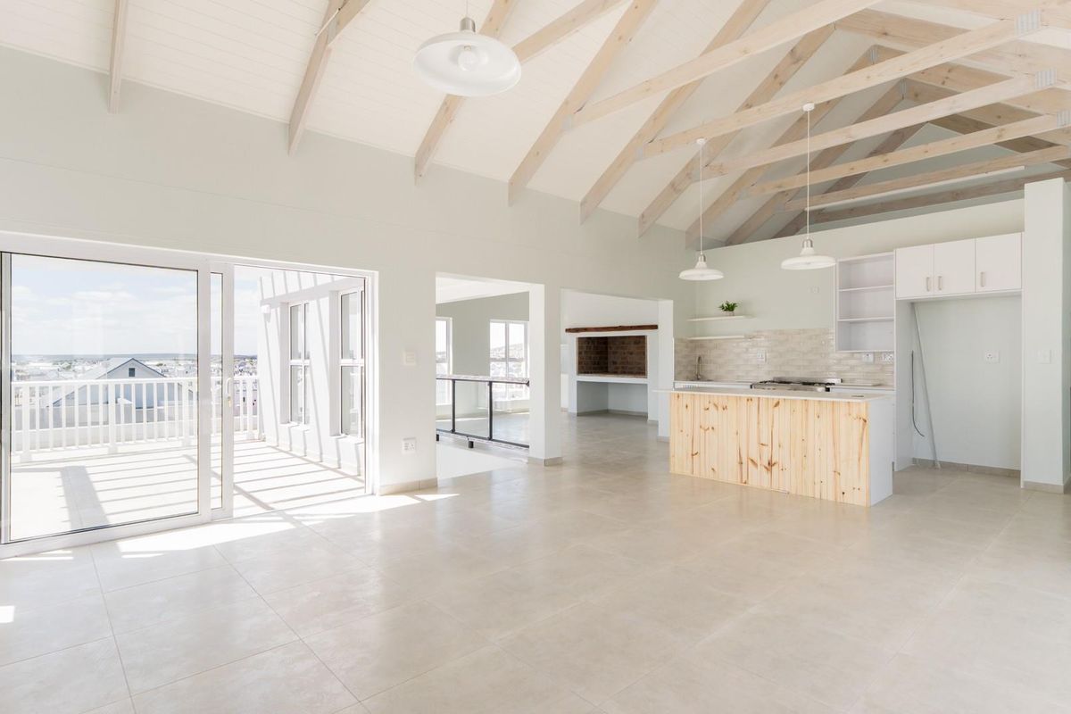 Modern Family Home in The Ridge Boutique Estate - Photo 3