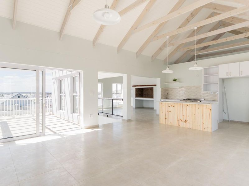 Modern Family Home in The Ridge Boutique Estate - Photo 3