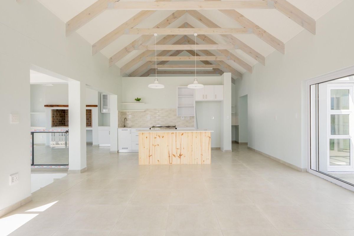 Modern Family Home in The Ridge Boutique Estate - Photo 4