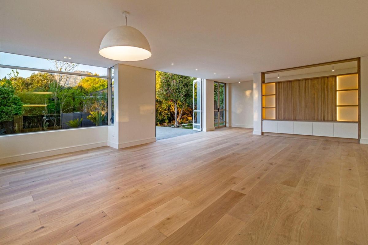 Architectural Masterpiece in Rozendal, Stellenbosch - Photo 5