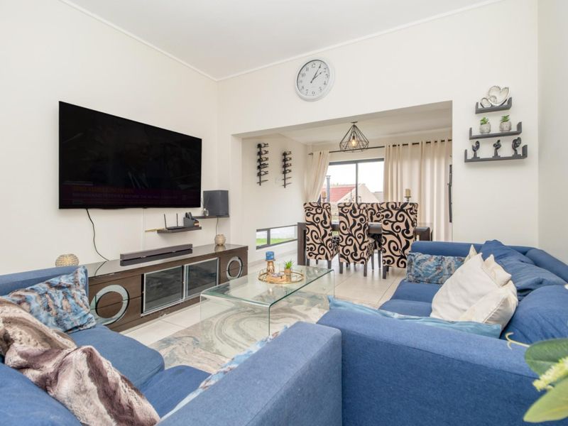 Charming & Spacious 4-Bedroom Home in Bellcanto Complex, Northriding - Photo 8
