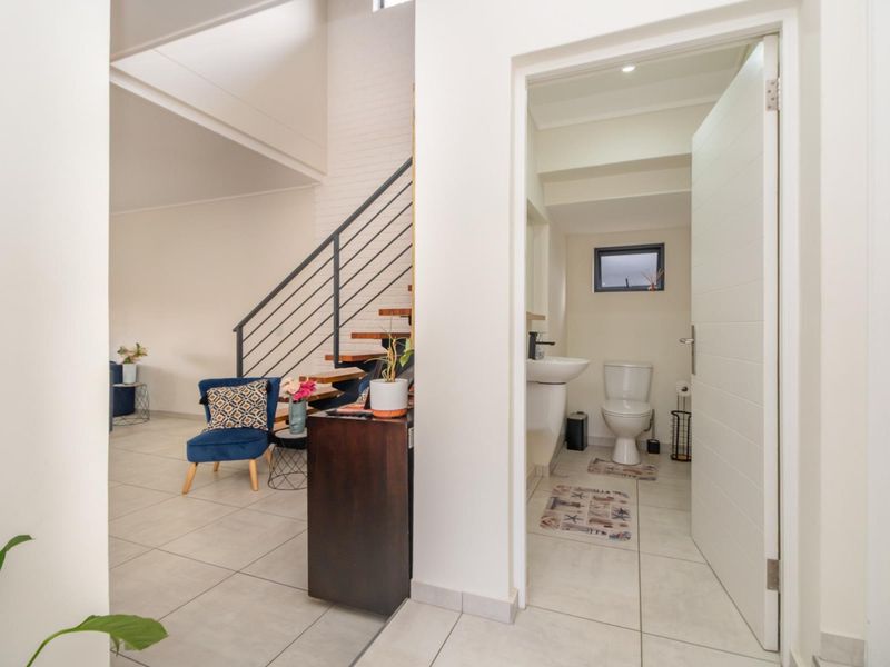 Charming & Spacious 4-Bedroom Home in Bellcanto Complex, Northriding - Photo 4