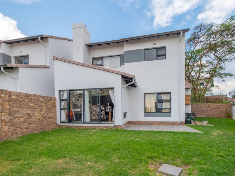 Charming & Spacious 4-Bedroom Home in Bellcanto Complex, Northriding - Photo 2