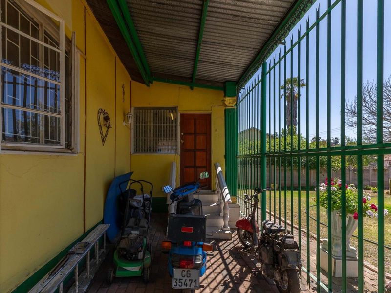 Welcoming Family and First time home owners House - Photo 8