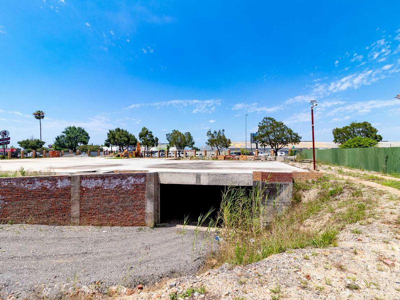 Commercial Property For Sale in George East, George, Western Cape - Photo 2