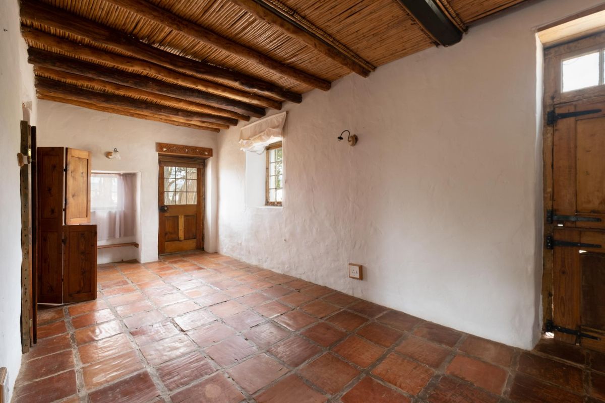 House For Sale in McGregor, Western Cape - Photo 5