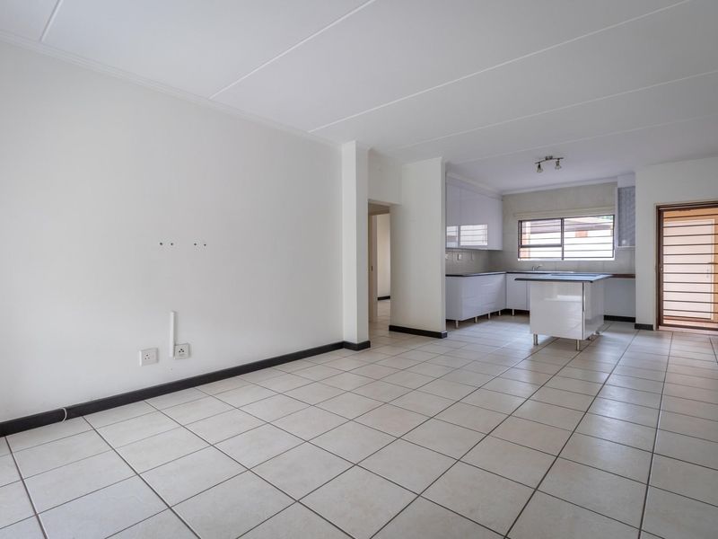 Apartment For Sale in Sunninghill, Sandton, Gauteng - Photo 8