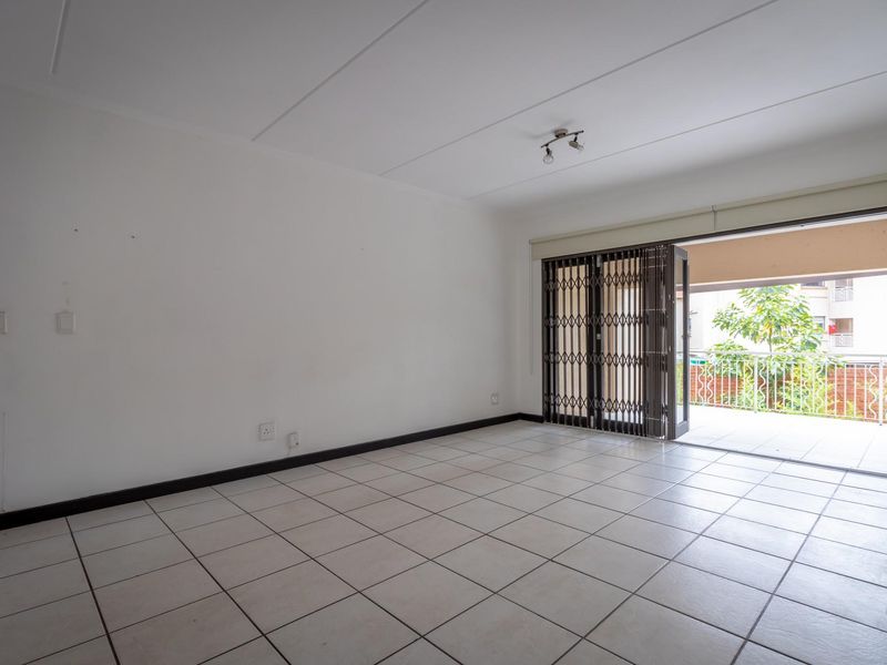 Apartment For Sale in Sunninghill, Sandton, Gauteng - Photo 6