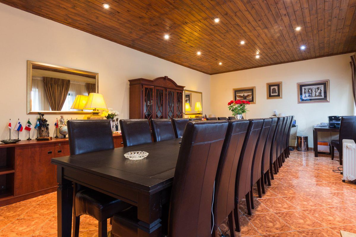 House For Sale in Parktown North, Johannesburg, Gauteng - Photo 4