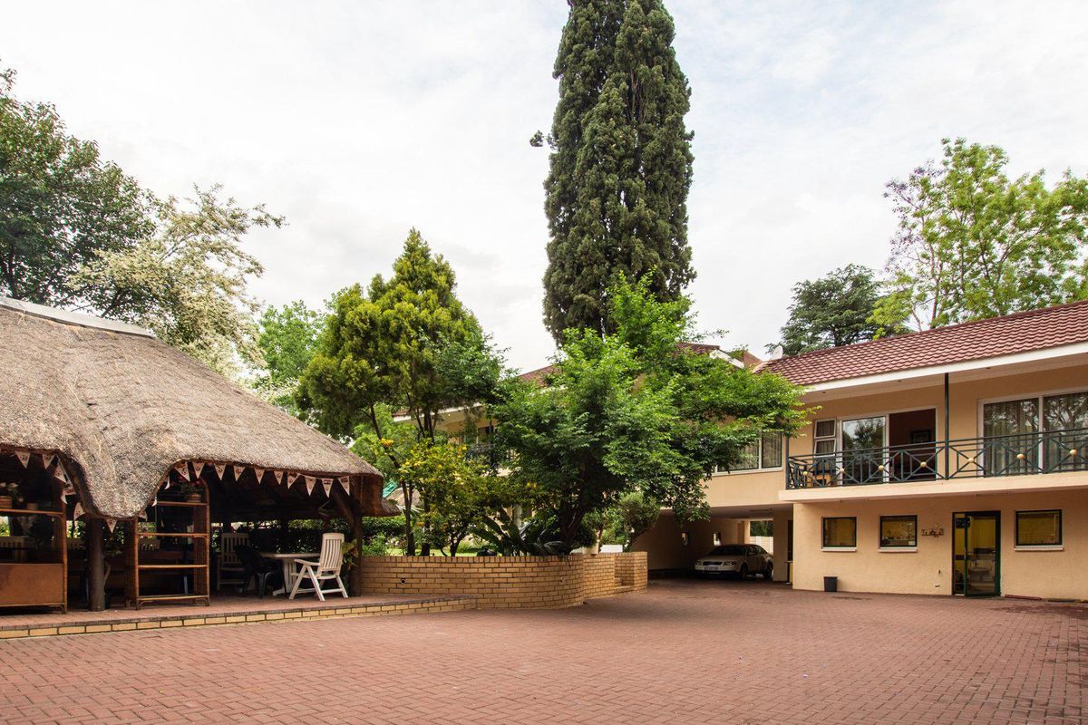House For Sale in Parktown North, Johannesburg, Gauteng - Photo 5