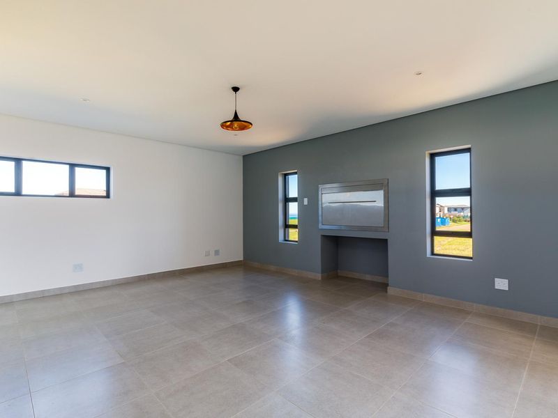 House For Sale in Le Grand Estate, George, Western Cape - Photo 8