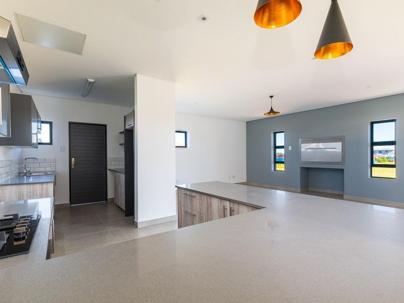 House For Sale in Le Grand Estate, George, Western Cape - Photo 6