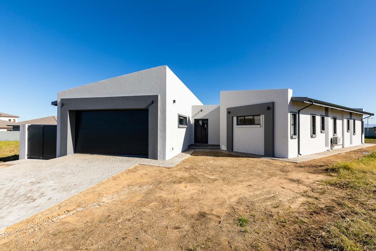 House For Sale in Le Grand Estate, George, Western Cape - Photo 4