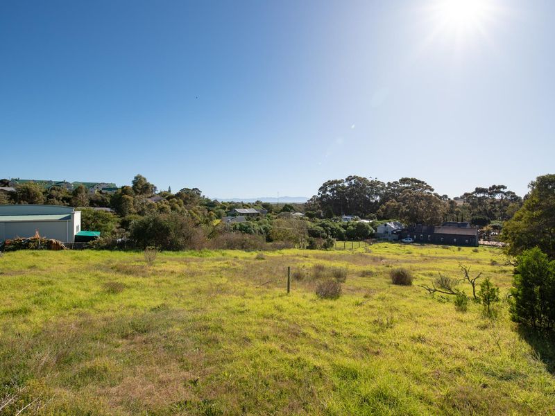 3000m2 Prime Plot for Sale - Elevated Position in Central Napier Overberg, Western Cape - Photo 2
