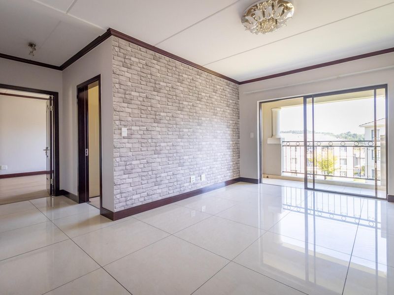 Luxury 2 Bed 2 Bath Investment Apartment - Photo 1