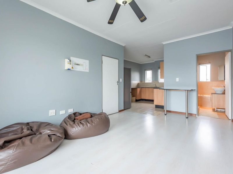 Apartment For Sale in Ferndale, Randburg, Gauteng - Photo 4