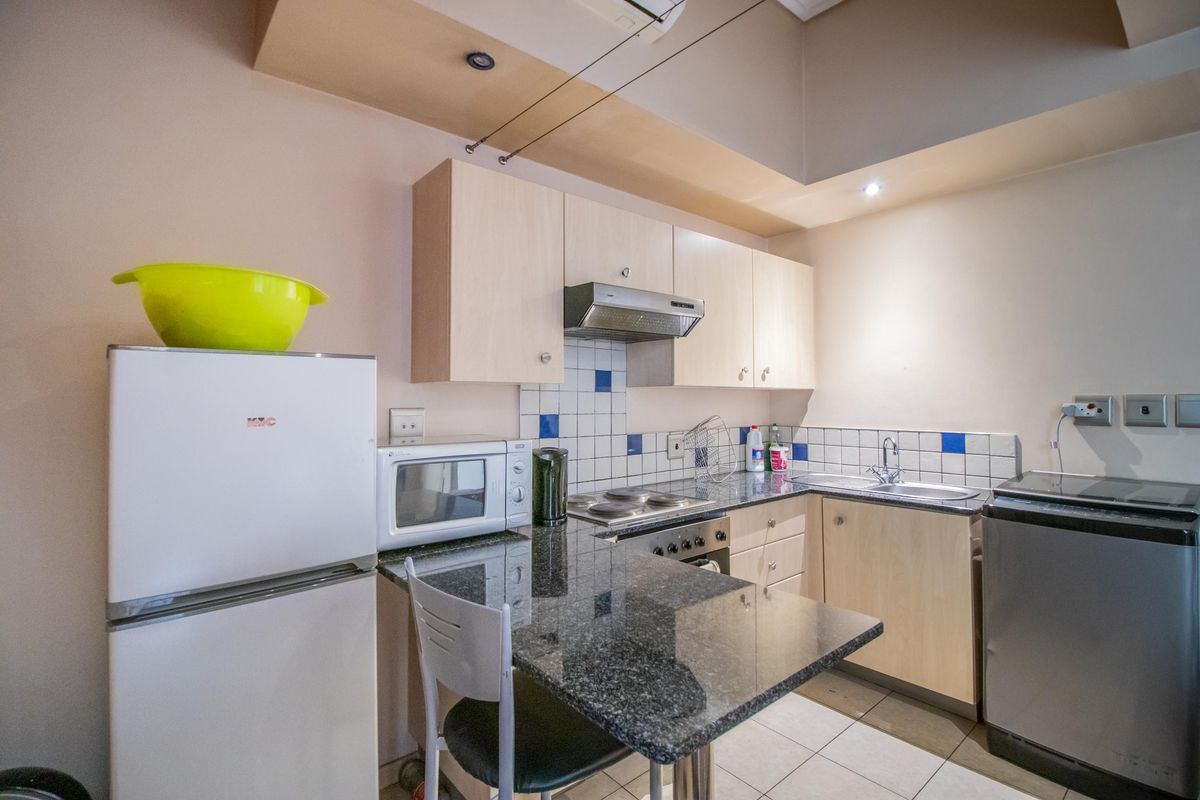 Apartment For Sale in Marshalltown, Johannesburg, Gauteng - Photo 3