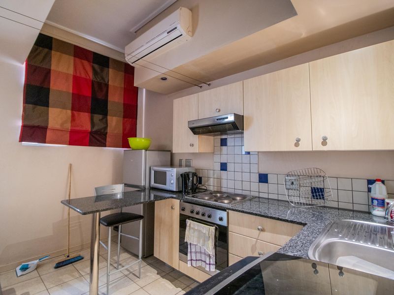 Apartment For Sale in Marshalltown, Johannesburg, Gauteng - Photo 4