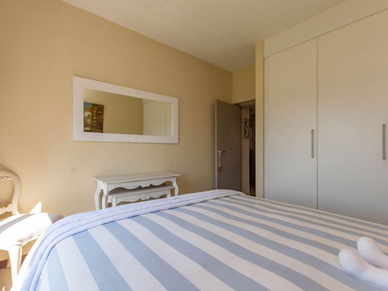 Townhouse For Sale in Fourways, Sandton, Gauteng - Photo 9
