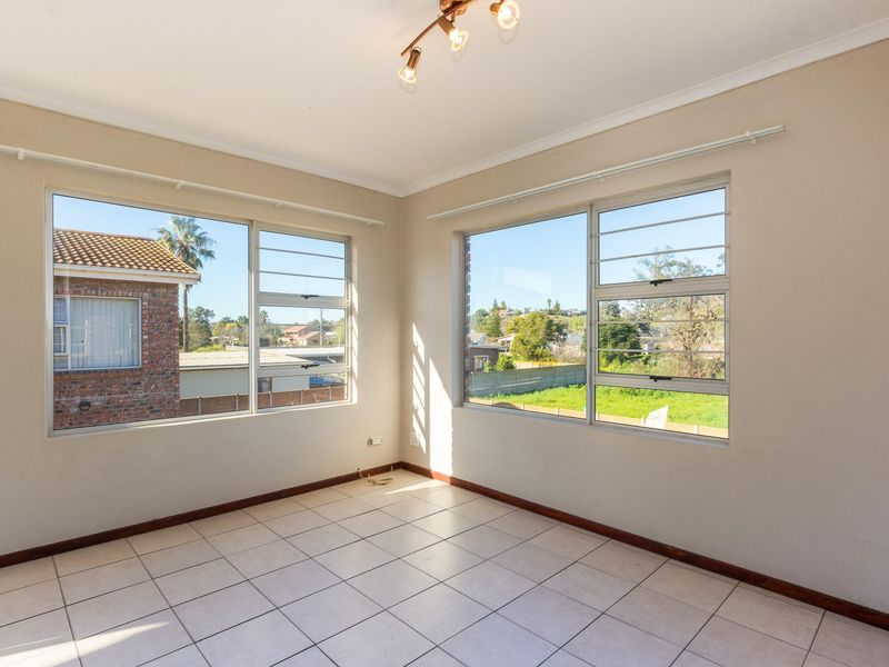 Apartment For Sale in Heidelberg, Western Cape - Photo 8