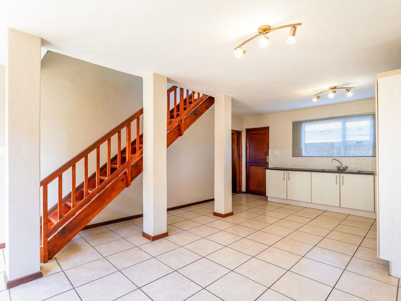 Apartment For Sale in Heidelberg, Western Cape - Photo 4