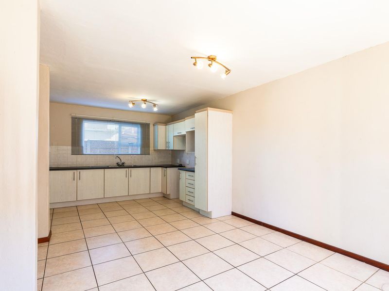 Apartment For Sale in Heidelberg, Western Cape - Photo 3
