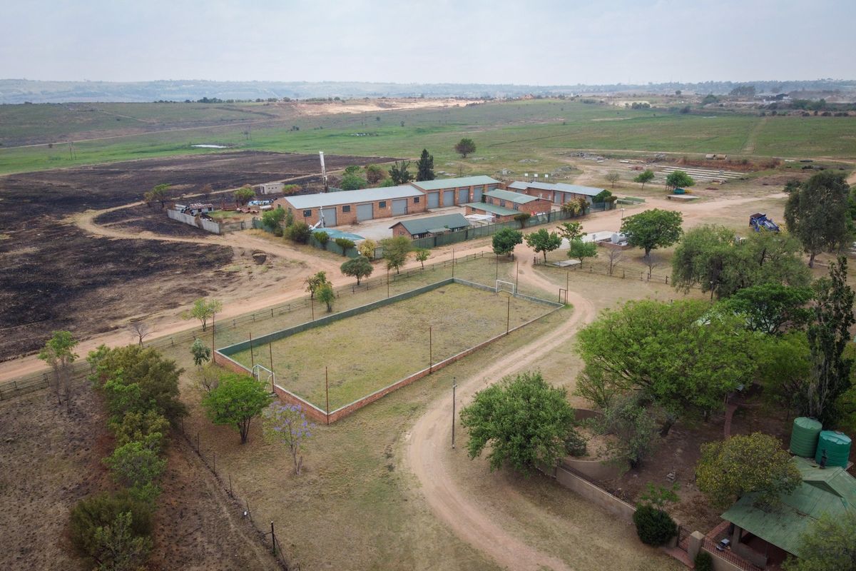 Farm For Sale in Lanseria, Randburg, Gauteng - Photo 4