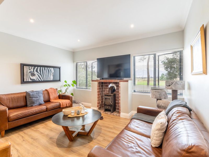 Modern 4 Bedroom Home with Study in Boschenmeer Golf Estate - Photo 6