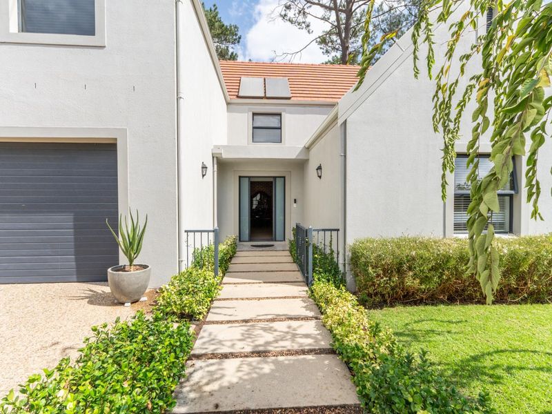 Modern 4 Bedroom Home with Study in Boschenmeer Golf Estate - Photo 2