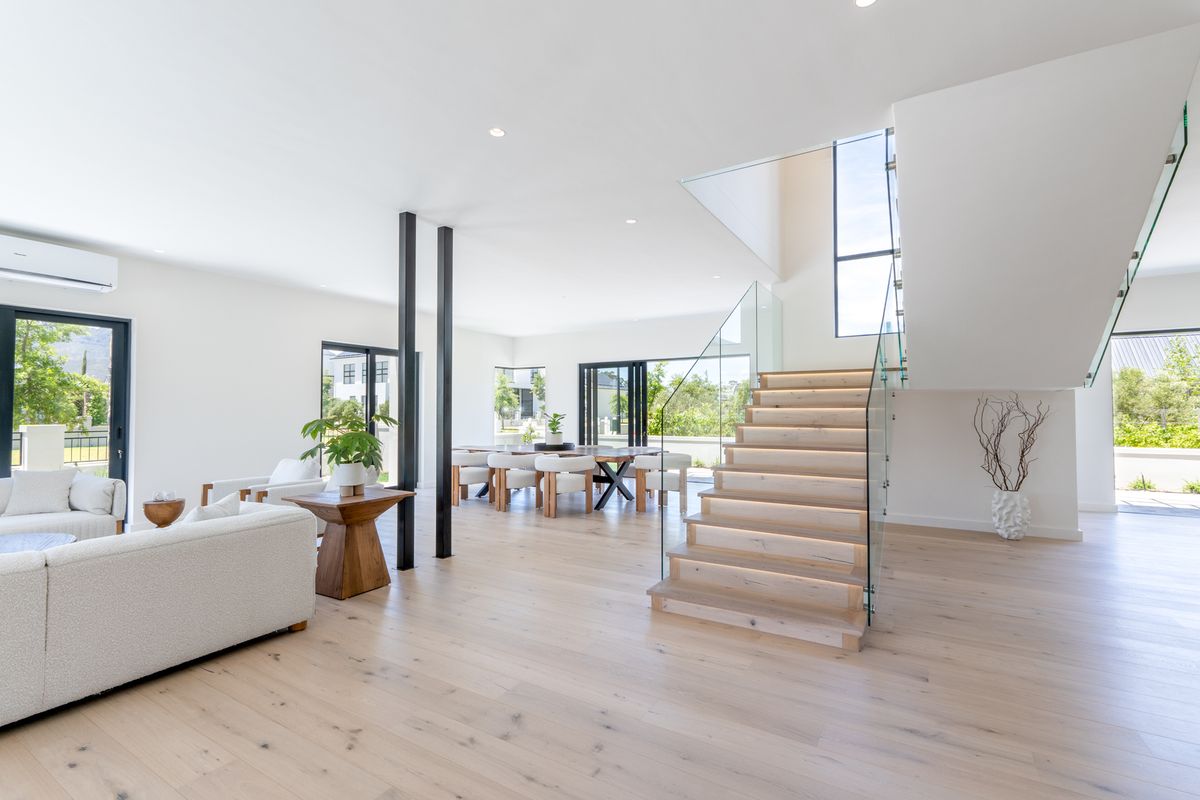 House For Sale in Val de Vie Estate, Paarl, Western Cape - Photo 5