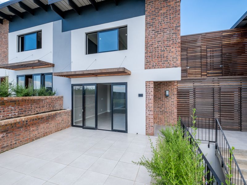 Townhouse For Sale in Leonard, Hilton, KwaZulu Natal - Photo 7