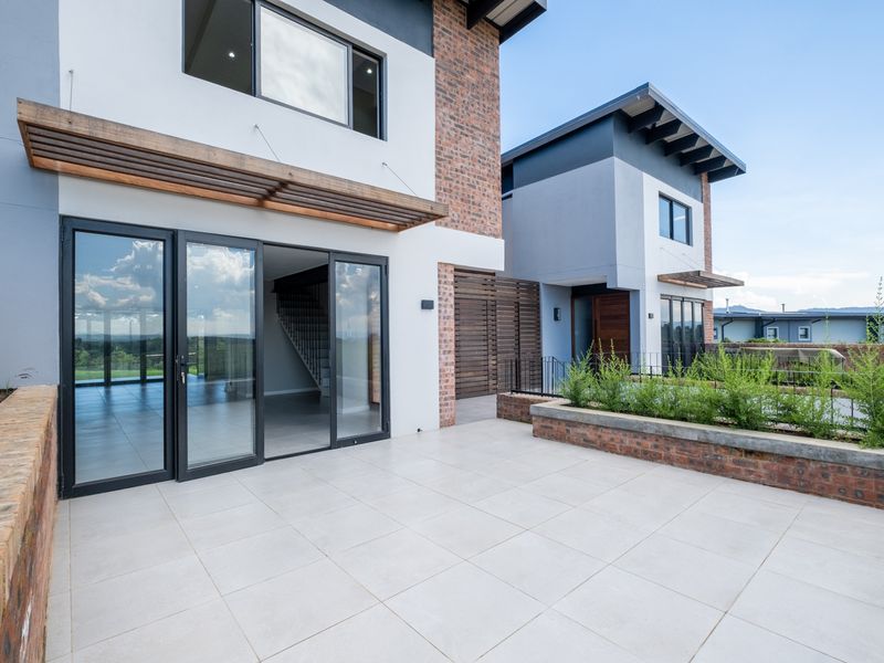 Townhouse For Sale in Leonard, Hilton, KwaZulu Natal - Photo 5