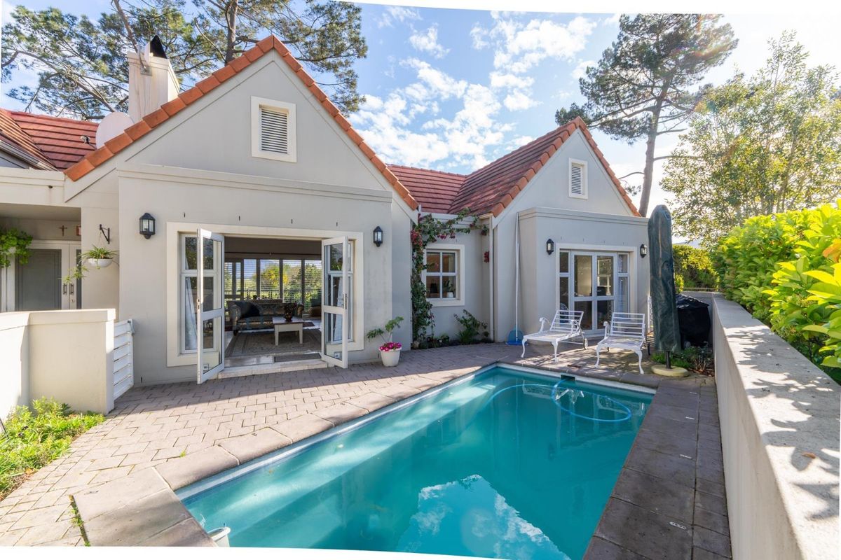 House Under Offer in Boschenmeer Golf and Country Estate Paarl - Photo 4