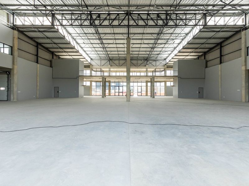 Retail To Rent in George Industrial, George, Western Cape - Photo 9