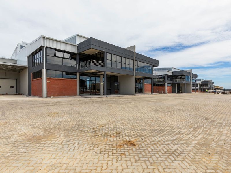 Retail To Rent in George Industrial, George, Western Cape - Photo 2