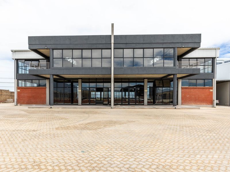 Retail To Rent in George Industrial, George, Western Cape - Photo 1
