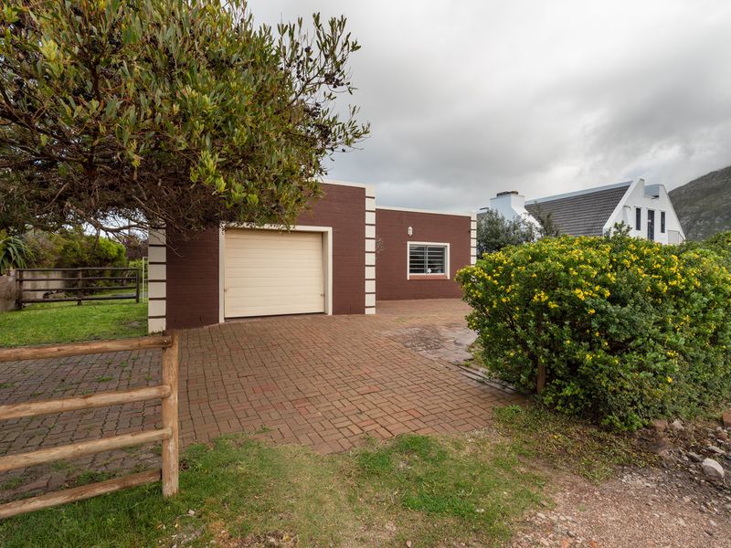 Spacious well-planned house with the possibilities to build on and only a short distance to the sea. - Photo 4