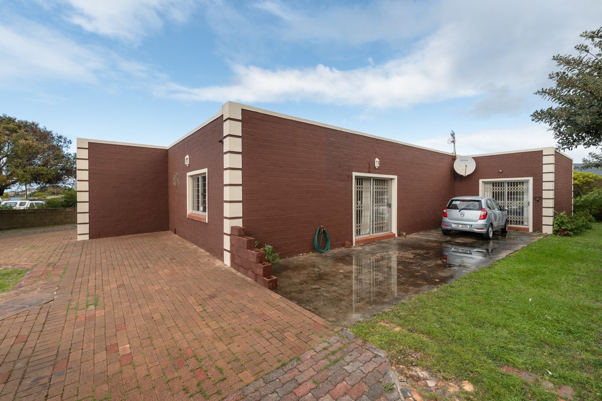 Spacious well-planned house with the possibilities to build on and only a short distance to the sea. - Photo 5