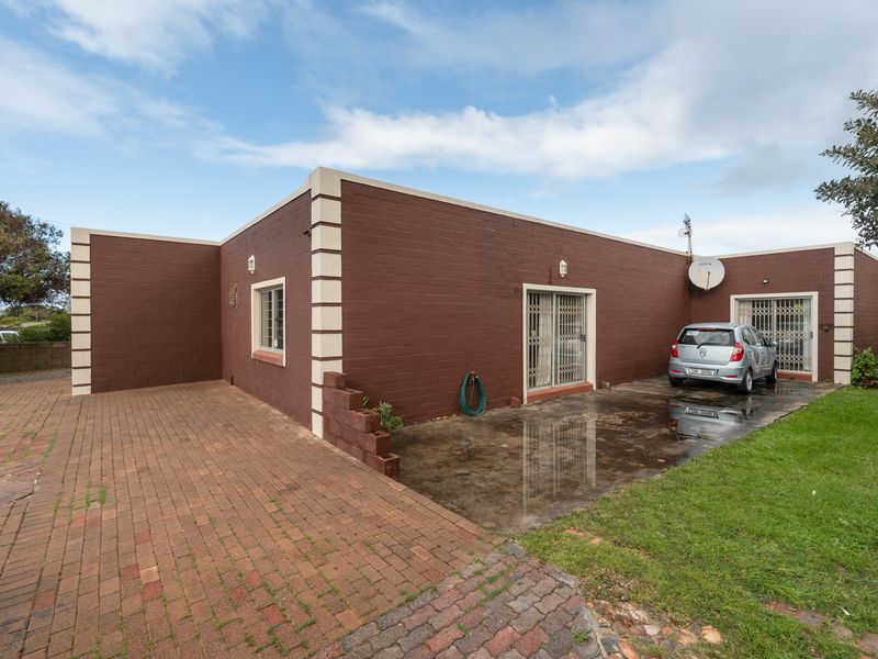 Spacious well-planned house with the possibilities to build on and only a short distance to the sea. - Photo 5