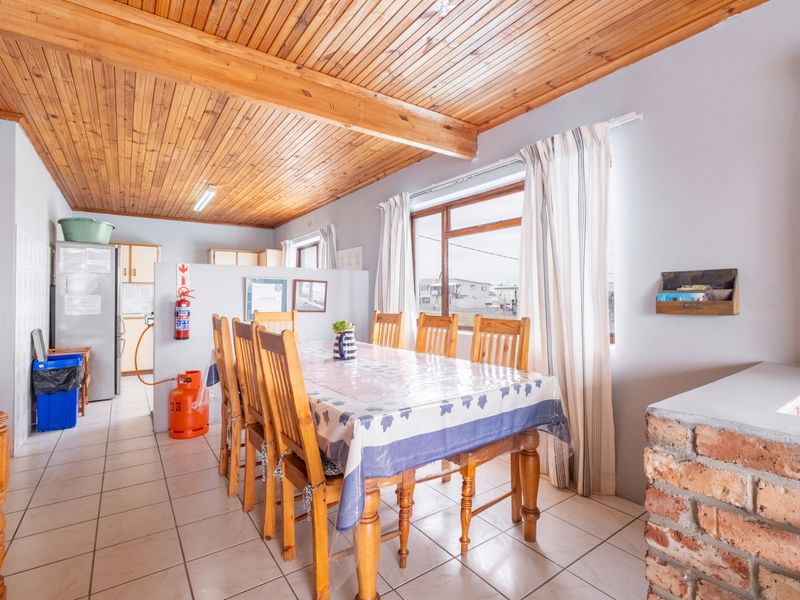 Prime Guest House / Business Property - Main Road Exposure - Photo 4