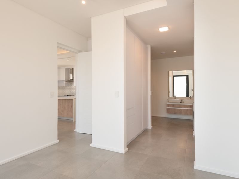 Apartment For Sale in Val de Vie Estate, Paarl, Western Cape - Photo 5