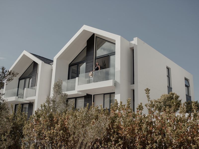 Apartment For Sale in Val de Vie Estate, Paarl, Western Cape - Photo 1