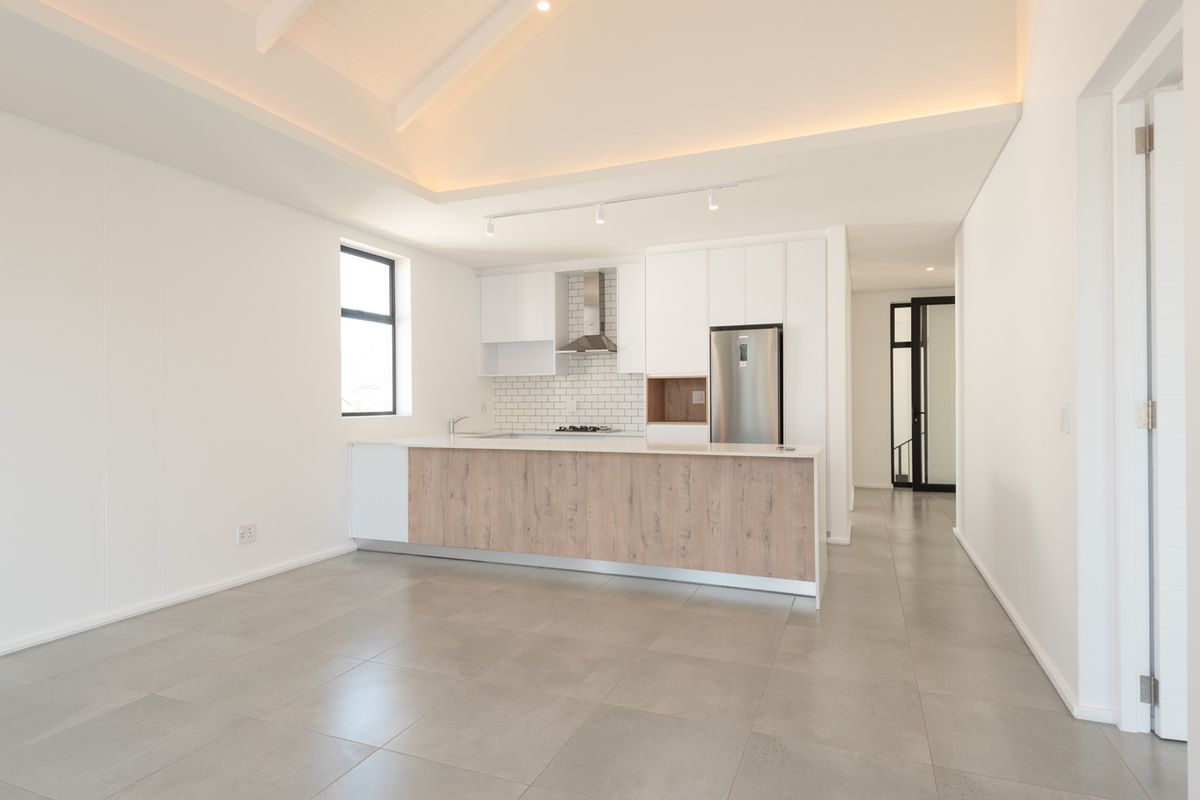 Apartment For Sale in Val de Vie Estate, Paarl, Western Cape - Photo 3