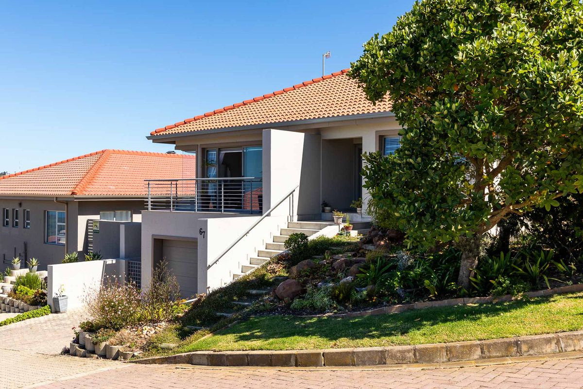 House For Sale in Bergsig, Groot Brakrivier, Western Cape - Photo 3