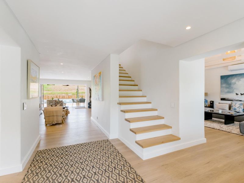 Modern Elegance Framed by Majestic Mountain Views - Photo 2