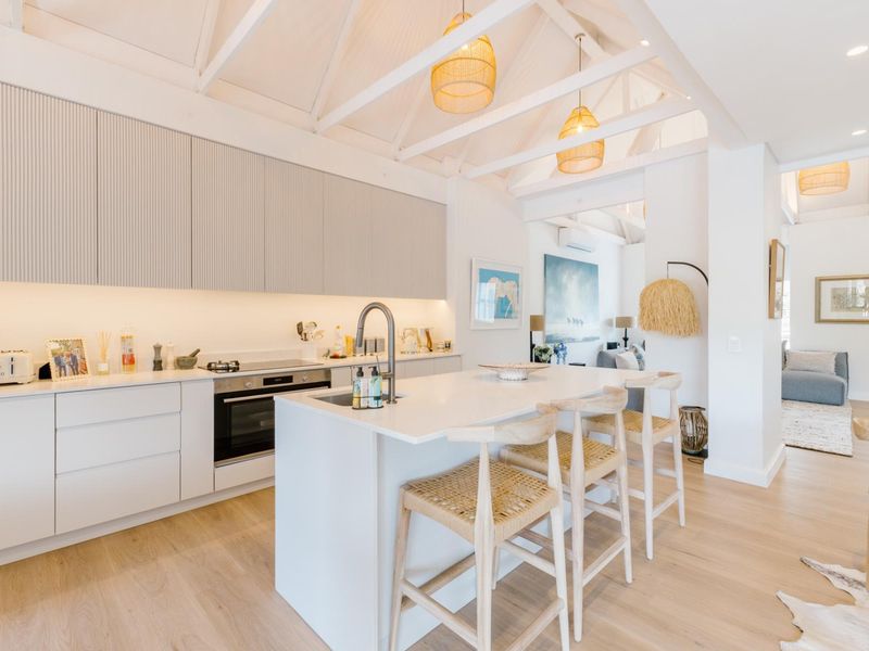 Modern Elegance Framed by Majestic Mountain Views - Photo 9